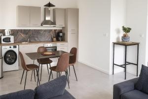 Η κουζίνα ή μικρή κουζίνα στο Maison les berges du lac +6 φωτογραφίες