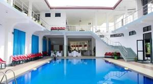 Bazén v ubytování Hotel Uva Rest Sanasta nebo v jeho okolí + 37 fotografií