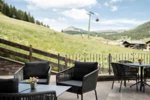 Nespecifikovaný výhled na hory nebo výhled na hory při pohledu z hotelu