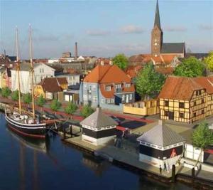 Gallery image of Cozy Central Located Townhouse In Nakskov in Nakskov +32 photos