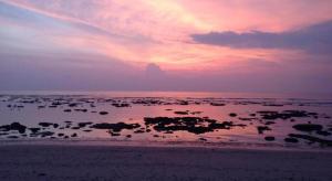 ランタ島にあるRelax Beach Houseのギャラリーの写真