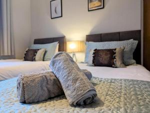 Gallery image of Luxury 4BR Retreat, Garden, Parking, Modern Comfort in Balderton +13 photos