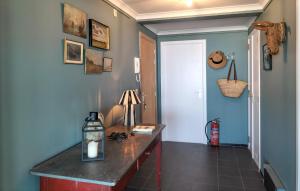 Gambar di galeri bagi 2 Bedroom Amazing Apartment In Oostende di Ostend