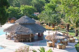 Vonkajšia záhrada v ubytovaní Camping Village Pino Mare