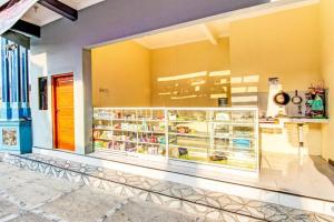 Σούπερ μάρκετ ή άλλα καταστήματα σε αυτό το ξενοδοχείο ή εκεί κοντά +36 φωτογραφίες