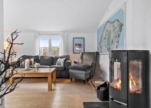 ジルレジェにあるCharming 3-Bedroom Summerhouse With A Big Gardenのギャラリーの写真
