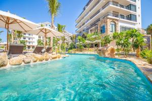Πισίνα στο ή κοντά στο Oceanview Bliss Villa La Valencia