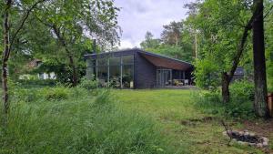 Taman di luar Modern Architect House By Lake On Helgenæs