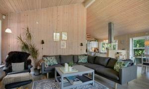 Un lugar para sentarse en Holiday Home Near Mini-Mallorca In Øster Hurup