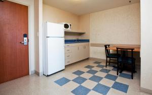 Kuchyň nebo kuchyňský kout v ubytování Résidences de l’Université d’Ottawa | University of Ottawa Residences