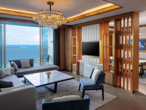 Posezení v ubytování Mövenpick Resort Cam Ranh