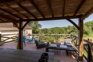 Centre Equestre Du Passe Tempsにあるバルコニーまたはテラス