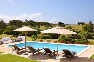 Bazén v ubytování Casa Rosa dos Ventos nebo v jeho okolí