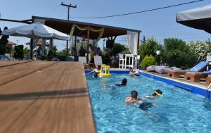 Bazén v ubytování SeaShore Living nebo v jeho okolí