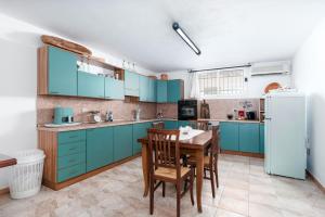 Η κουζίνα ή μικρή κουζίνα στο Residenza mediterranea golfo orosei