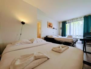 Ένα ή περισσότερα κρεβάτια σε δωμάτιο στο Budget apart with balcony