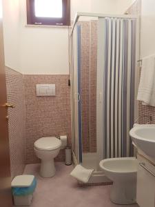 A bathroom at L'Isola del Sale