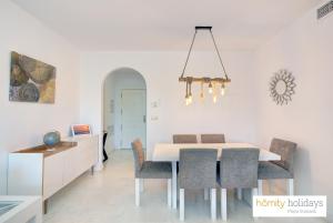 Φωτογραφία από το άλμπουμ του Homity Holidays - Playa Granada - Albatros σε Μοτρίλ
