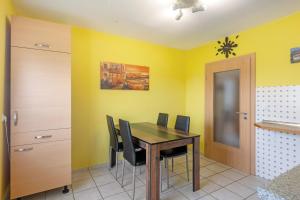 Fotografie z fotogalerie ubytování Ferienwohnung Eva v destinaci Grebenhain