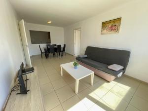 Posedenie v ubytovaní Apartamentos Benicarló Lowcost 3000