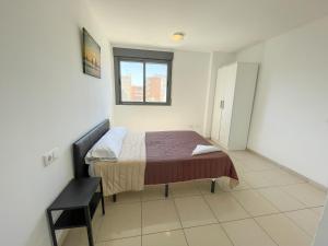 Posteľ alebo postele v izbe v ubytovaní Apartamentos Benicarló Lowcost 3000