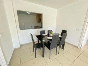 Posedenie v ubytovaní Apartamentos Benicarló Lowcost 3000