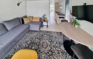 Μια τηλεόραση ή/και κέντρο ψυχαγωγίας στο Havenlodge Amsterdam 1