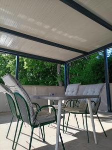 Billede fra billedgalleriet på Studio Apartmani Kaja i Iva i Sinj