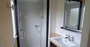 Gallery image of Camping 3 étoiles - Piscine - eeeg00 in Pouldreuzic