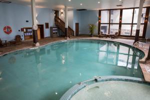 Afbeelding uit fotogalerij van Golden Arrow Lakeside Resort in Lake Placid