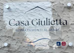 Casa Giulietta - ombrellone e 2 lettini inclusi tanúsítványa, márkajelzése vagy díja