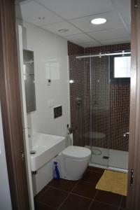 Kúpeľňa v ubytovaní ROMERO APARTMENTS-ARENALES DEL SOL