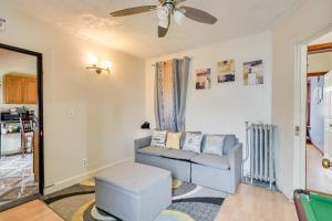 6 Mi to Boston Common Apt in Medford!的厨房或小厨房