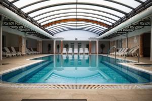 Bazén v ubytovaní Club MenDan Aparthotel alebo v jeho blízkosti