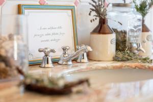 Φωτογραφία από το άλμπουμ του Le Nostre Camere Un Rifugio Personale σε Sutri +39 φωτογραφίες