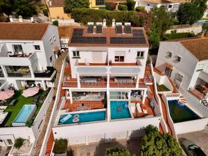 Бассейн в Luxury Apartments with private swimming pool или поблизости