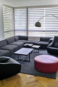 Posedenie v ubytovaní Vilas & Wellness Resort Orlík