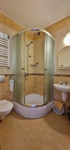 Ένα μπάνιο στο Pokoje goscinne Draga