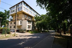 Το κτήριο όπου στεγάζεται  το διαμέρισμα