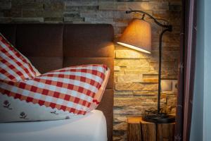 Posteľ alebo postele v izbe v ubytovaní Ferienhaus Ötztal-Lodge