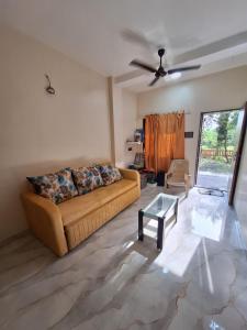Χώρος καθιστικού στο Neelkant Villa Sangam Village Murbad