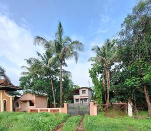 Κήπος έξω από το Neelkant Villa Sangam Village Murbad