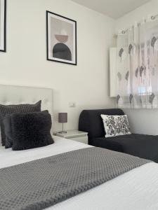 Gallery image of Dorderio 41 - private parking and self check-in in Brugherio