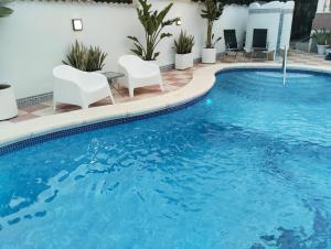 Bazén v ubytování Casa de Limón nebo v jeho okolí