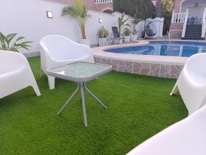 Bazén v ubytování Casa de Limón nebo v jeho okolí