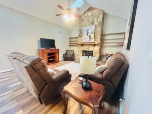 Μια τηλεόραση ή/και κέντρο ψυχαγωγίας στο Modern Charm
