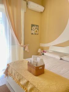A bed or beds in a room at Terrazza Garibaldi