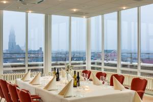 Nápoje v ubytování NH Groningen Hotel