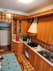 Η κουζίνα ή μικρή κουζίνα στο Mama's House