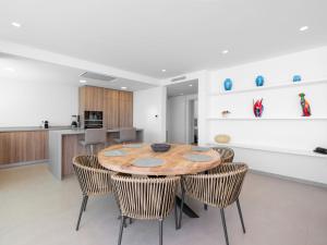 Kuchyň nebo kuchyňský kout v ubytování Villa Iris by Interhome + 29 fotografií